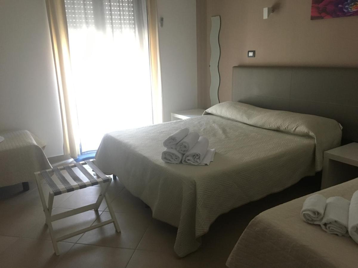 B&B A Due Passi San Giovanni Gemini Εξωτερικό φωτογραφία